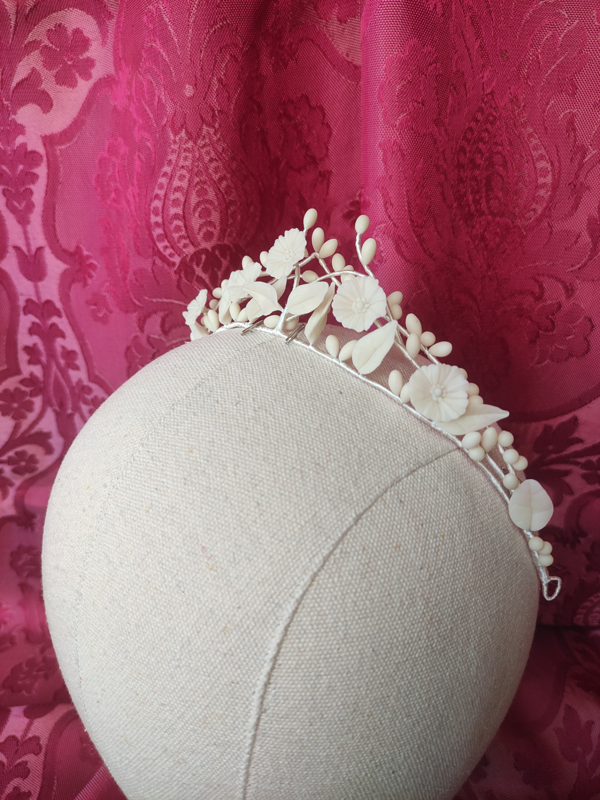 tiara de novia color marfil, con flores, hojas y pistilos de porcelana fría, tocado, corona tiara de novia color marfil, con flores, hojas y pistilos de porcelana fría, tocado, corona